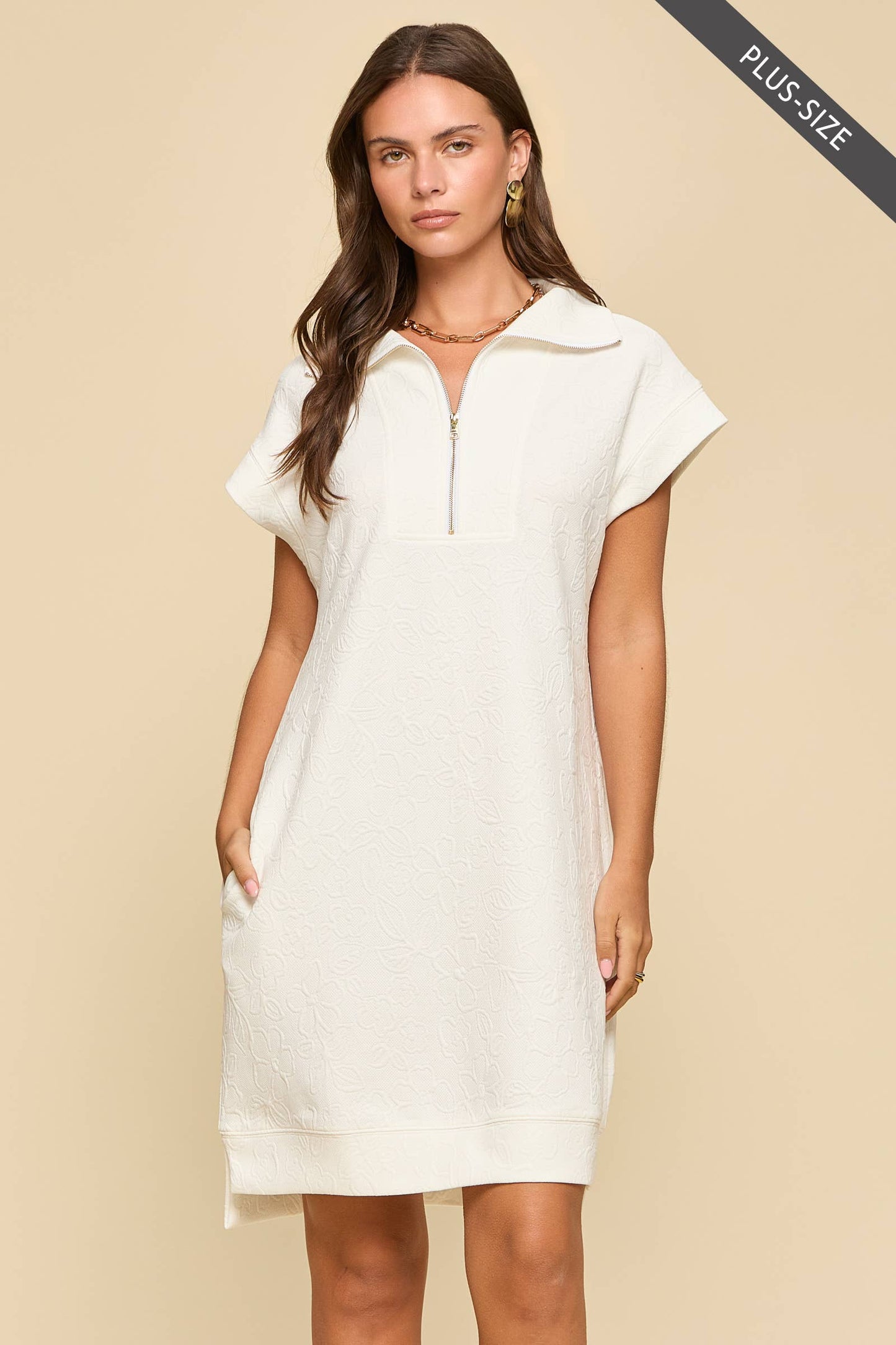 Look PLUS SIZE Half-Zip Jacquard Dress