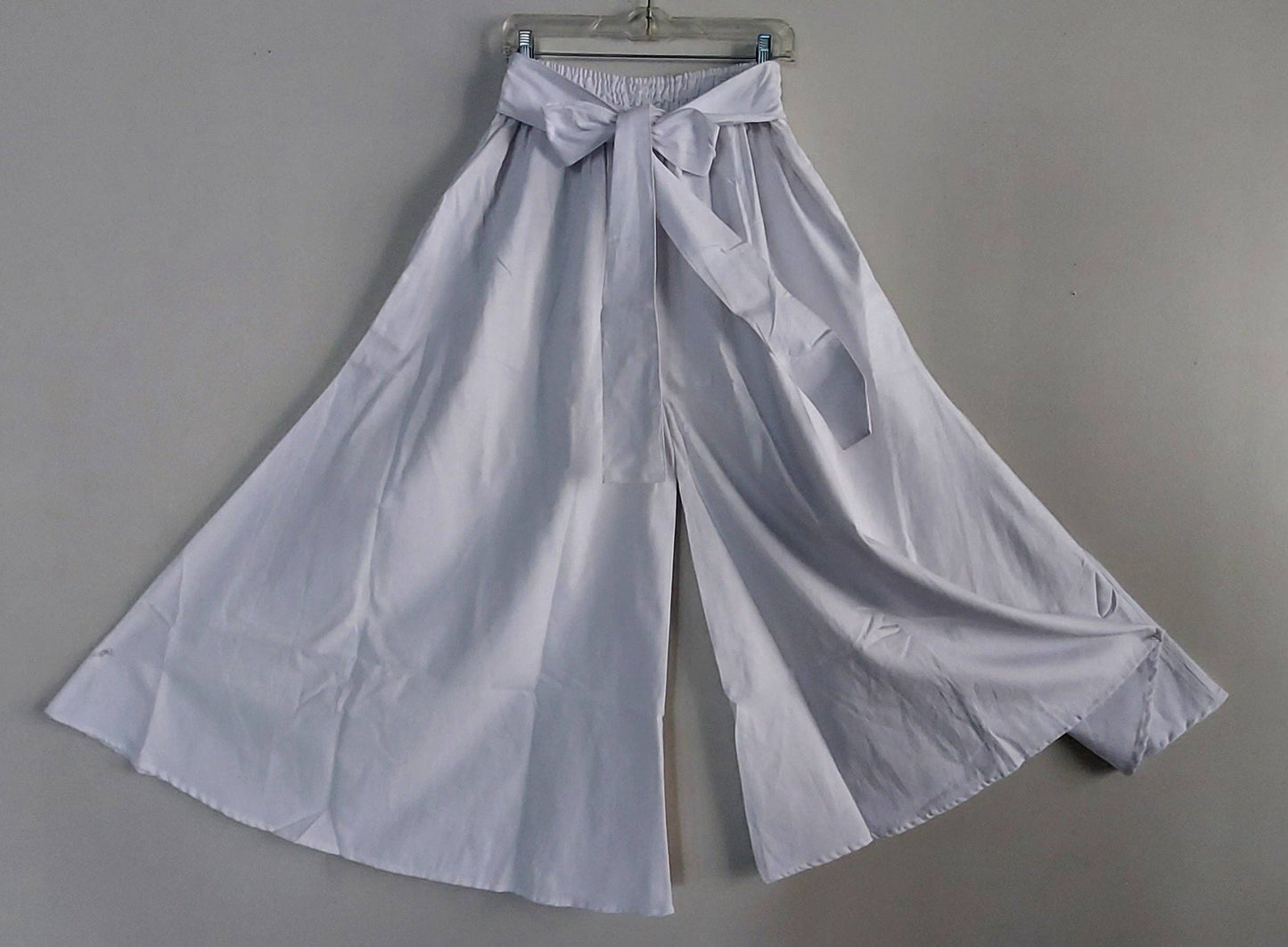 Look Women Palazzo Pant - White D50