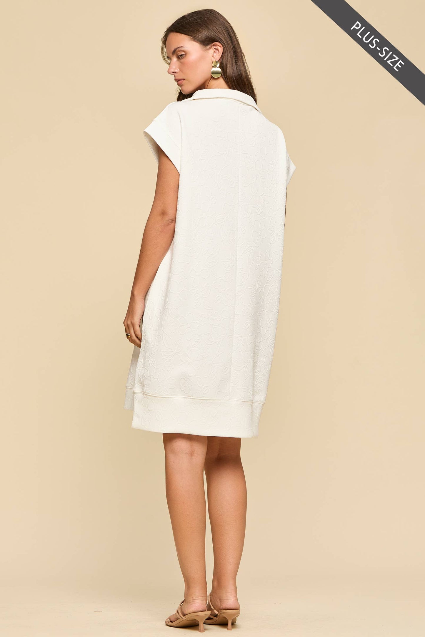 Look PLUS SIZE Half-Zip Jacquard Dress
